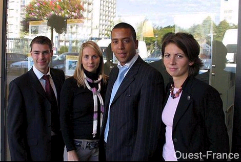 Image: agence-a0106b.png