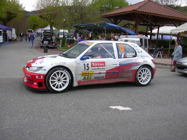 http://img43.xooimage.com/files/1/c/b/70-enjolras---vit...-306-maxi-71d8e4.jpg