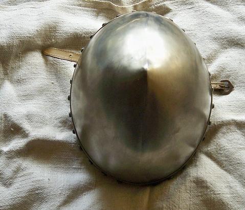http://img43.xooimage.com/files/b/9/9/casque3-1b59f61.jpg