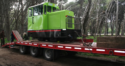 Llegó a Necochea la nueva locomotora para el Tren del Parque
